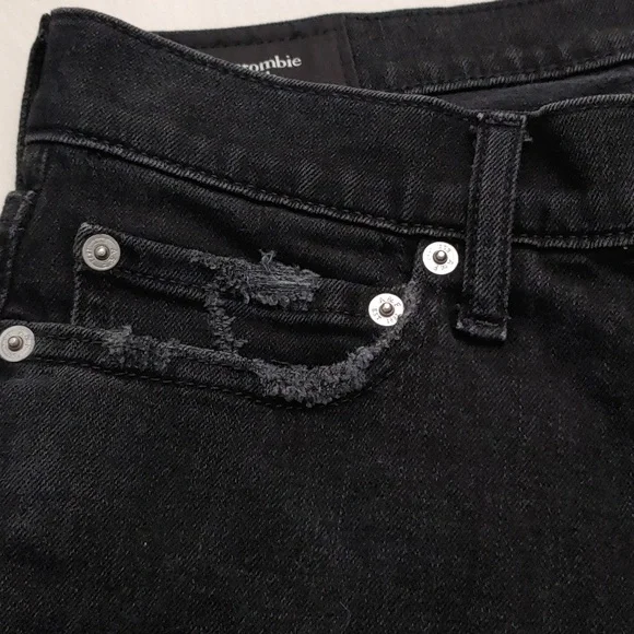 Abercrombie & Fitch Men's 29 Waist Skinny Stretch Destroyed Jeans